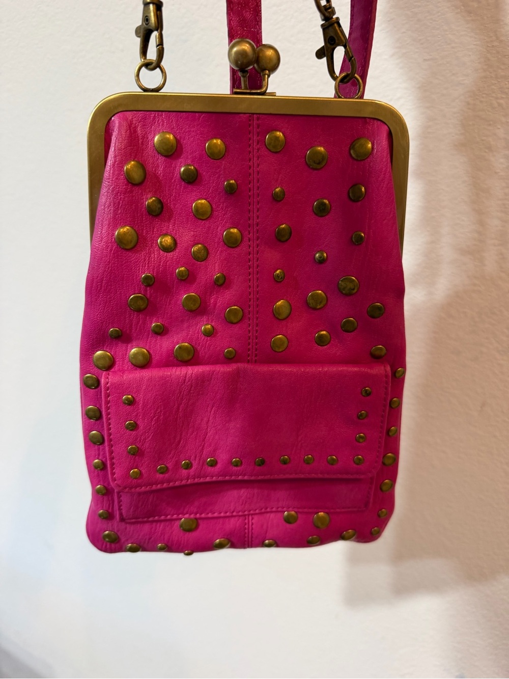 Jessica Simpson Pink Leather Studded Kiss Lock Crossbody Bag Boho Y2K Purse - Picture 2 of 7
